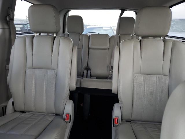 2A4RR8DG8BR722032 - 2011 CHRYSLER TOWN & COU TOURING L SILVER photo 10