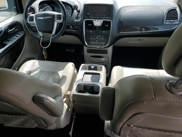 2A4RR8DG8BR722032 - 2011 CHRYSLER TOWN & COU TOURING L SILVER photo 8