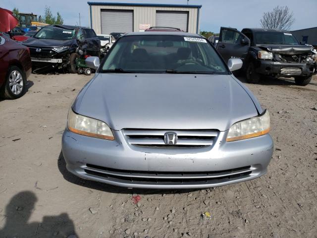 1HGCG66581A009640 - 2001 HONDA ACCORD LX SILVER photo 5