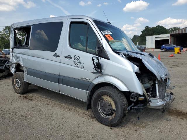 WD8PE746285316302 - 2008 DODGE SPRINTER 2500 SILVER photo 4