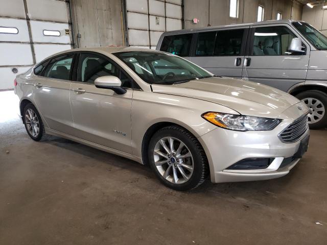 3FA6P0LUXHR380938 - 2017 FORD FUSION SE HYBRID BEIGE photo 4