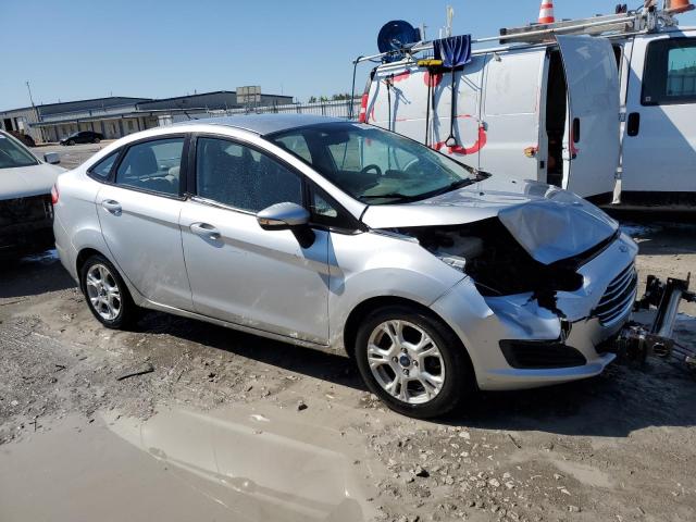 3FADP4BJ7EM233278 - 2014 FORD FIESTA SE SILVER photo 4