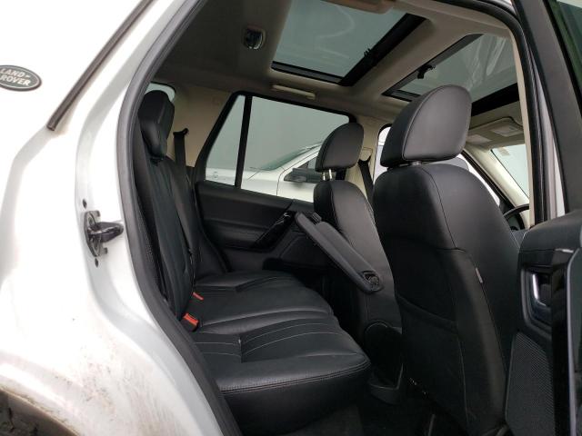 SALFR2BG6EH383367 - 2014 LAND ROVER LR2 HSE WHITE photo 10