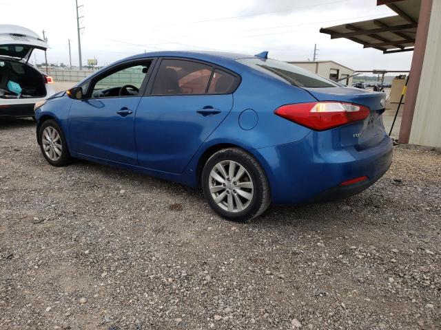 KNAFX4A69E5136439 - 2014 KIA FORTE LX BLUE photo 2