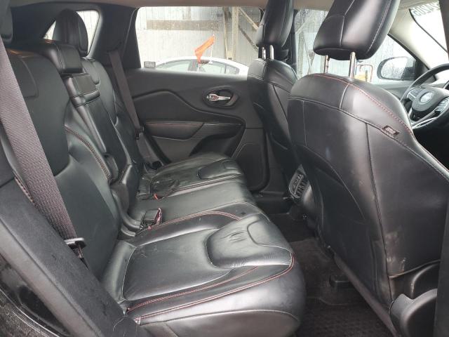 1C4PJMBS9GW199963 - 2016 JEEP CHEROKEE TRAILHAWK BLACK photo 11