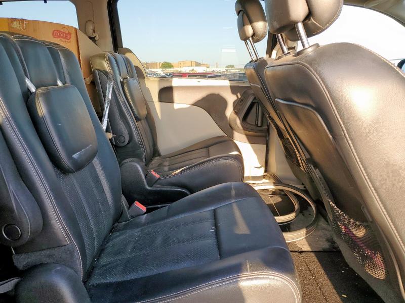 2C4RC1CG5CR269750 - 2012 CHRYSLER TOWN & COU TOURING L BLACK photo 11