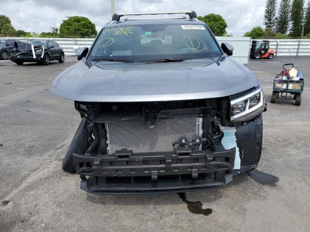 1V2JE2CA5PC212986 - 2023 VOLKSWAGEN ATLAS CROS SE GRAY photo 5
