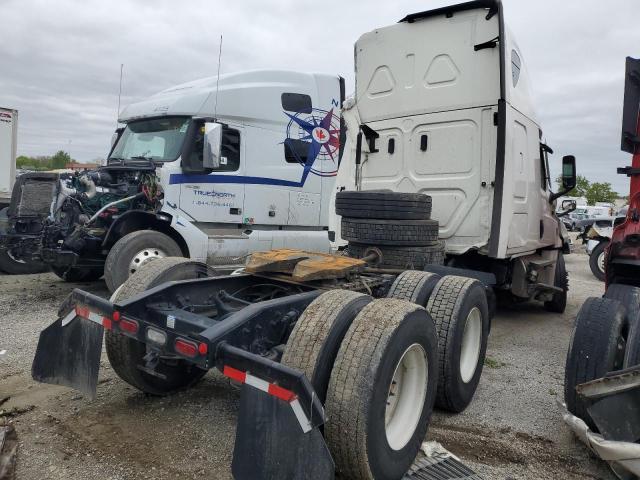 3AKJHHDV0PSUA6721 - 2023 FREIGHTLINER CASCADIA 1 WHITE photo 4