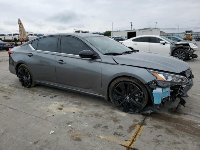 1N4BL4CW4NN401056 - 2022 NISSAN ALTIMA SR GRAY photo 4