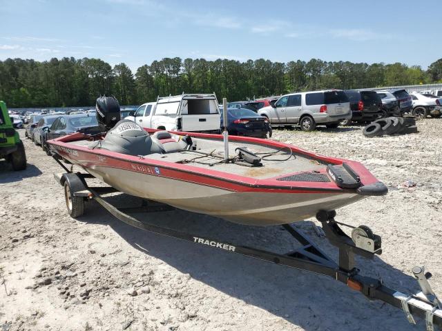 2011 BASS TRACKER, 