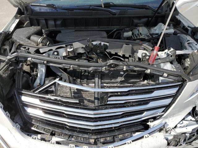 1GYKNBRS6JZ152396 - 2018 CADILLAC XT5 WHITE photo 12