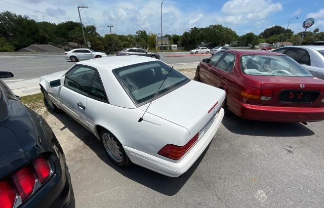 WDBFA63F8TF129503 - 1996 MERCEDES-BENZ SL 320 WHITE photo 3