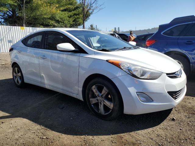 5NPDH4AE0CH100618 - 2012 HYUNDAI ELANTRA GLS WHITE photo 4