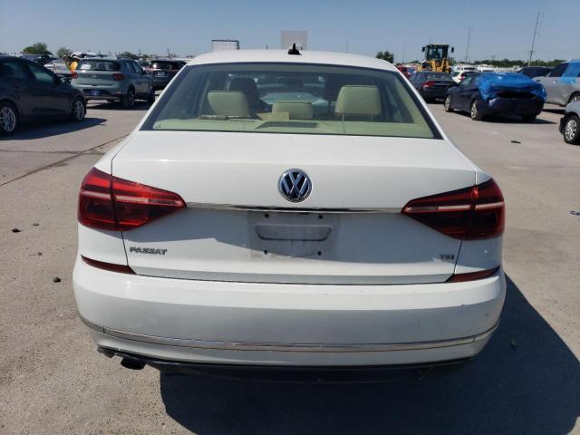 1VWDT7A33HC005484 - 2017 VOLKSWAGEN PASSAT R-LINE თეთრი ფოტო 6