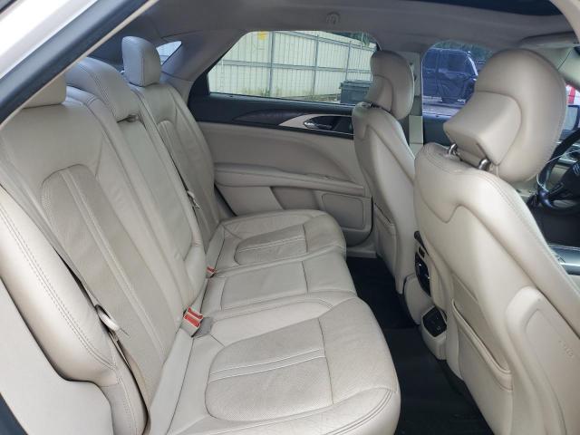 3LN6L5E93HR610519 - 2017 LINCOLN MKZ RESERVE თეთრი ფოტო 10