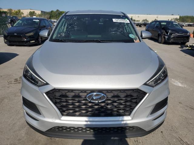 KM8J2CA46KU960660 - 2019 HYUNDAI TUCSON SE SILVER photo 5