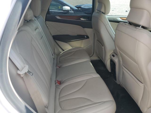 5LMCJ2D98KUL26065 - 2019 LINCOLN MKC SELECT Սպիտակ լուսանկար 10