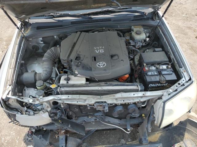 JTEBU14R840038590 - 2004 TOYOTA 4RUNNER SR5 SILVER photo 11