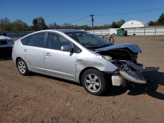 JTDKB20U287817300 - 2008 TOYOTA PRIUS SILVER photo 4