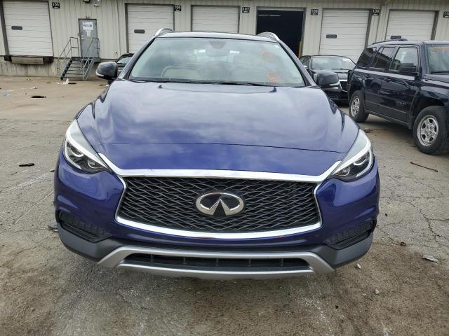 SJKCH5CRXJA005776 - 2018 INFINITI QX30 BASE PURE BLUE photo 5