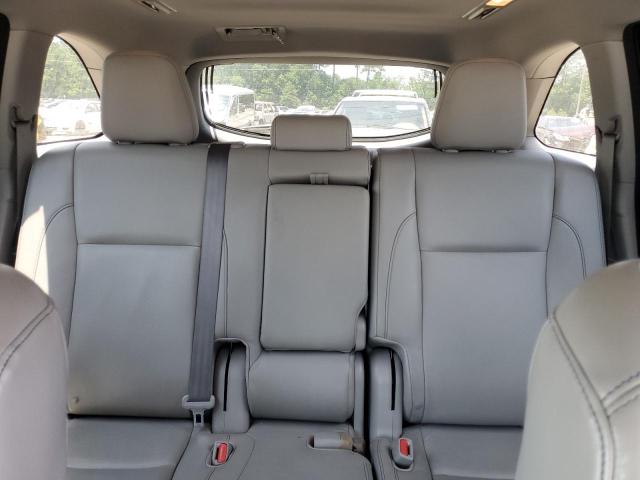 5TDKKRFH3FS076421 - 2015 TOYOTA HIGHLANDER XLE 银色 照片 10