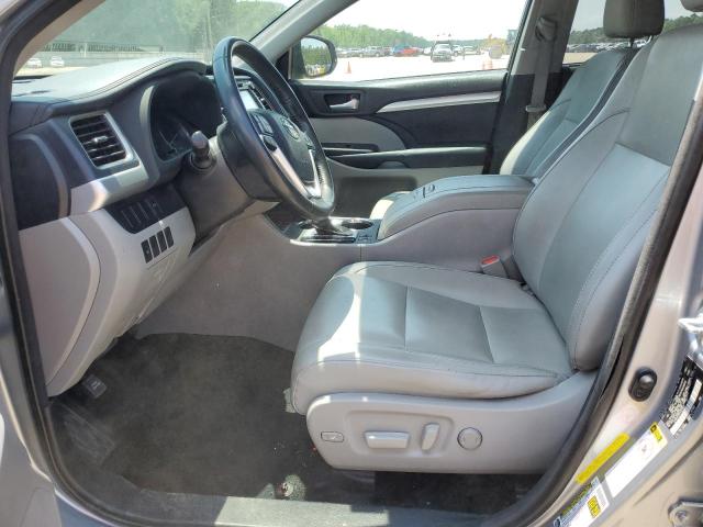 5TDKKRFH3FS076421 - 2015 TOYOTA HIGHLANDER XLE 银色 照片 7