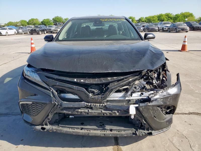 4T1G11AK1PU100253 - 2023 TOYOTA CAMRY SE NIGHT SHADE BLACK photo 5