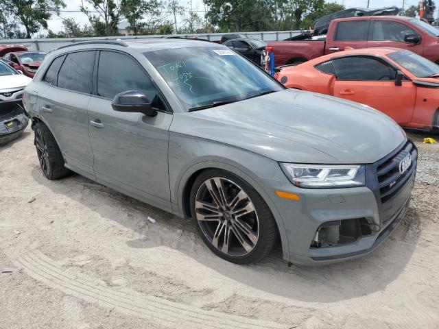 WA1C4AFY4K2004896 - 2019 AUDI SQ5 PRESTIGE GRAY photo 4