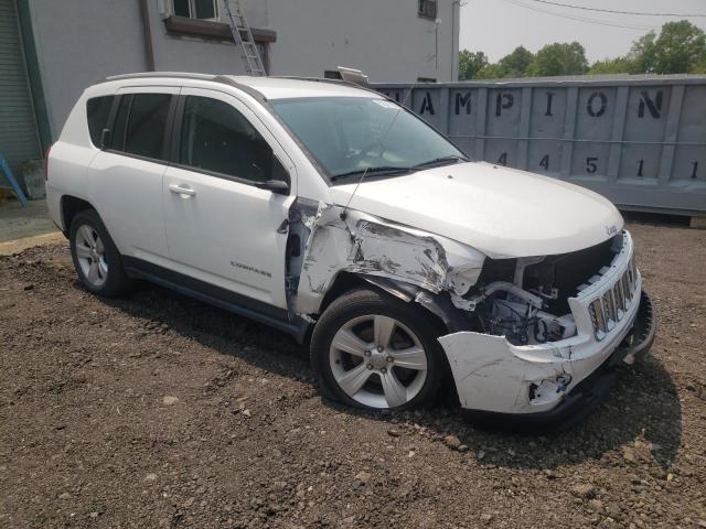 1C4NJCEA7GD599830 - 2016 JEEP COMPASS LATITUDE WHITE photo 4