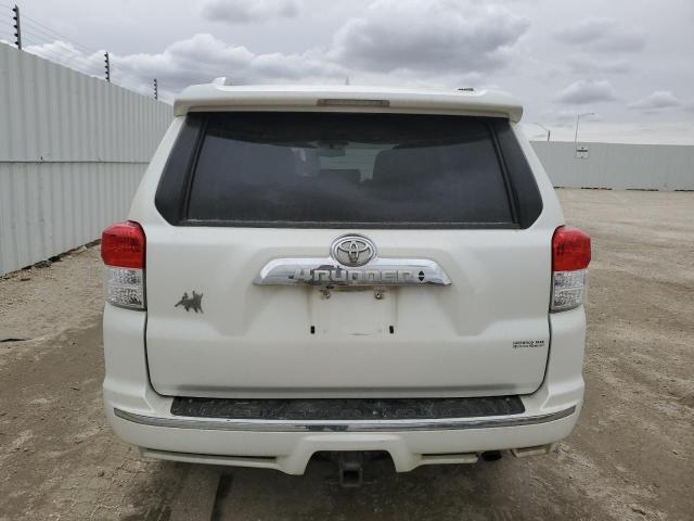 JTEBU5JR6C5100095 - 2012 TOYOTA 4RUNNER SR5 WHITE photo 6