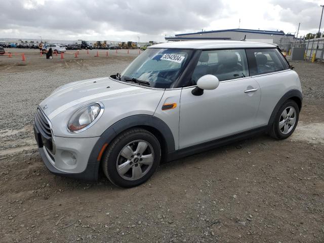 WMWXP5C51H2D16425 - 2017 MINI COOPER SILVER photo 1