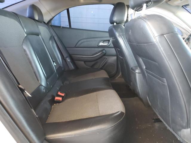 1G11C5SL3FF347434 - 2015 CHEVROLET MALIBU 1LT თეთრი ფოტო 10