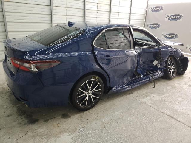 4T1G11AK3PU138891 - 2023 TOYOTA CAMRY SE NIGHT SHADE BLUE photo 3