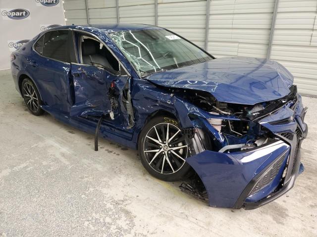 4T1G11AK3PU138891 - 2023 TOYOTA CAMRY SE NIGHT SHADE BLUE photo 4