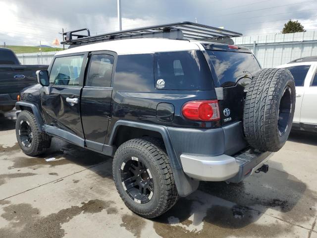 JTEBU11F470075943 - 2007 TOYOTA FJ CRUISER BLACK photo 2