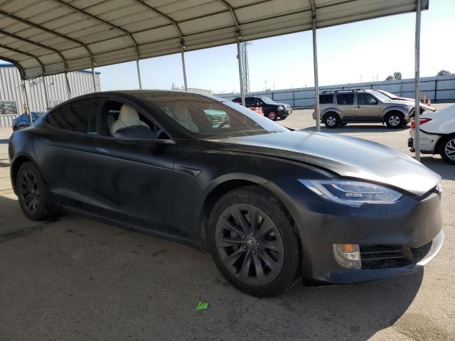 5YJSA1E28KF342712 - 2019 TESLA MODEL S BLACK photo 4