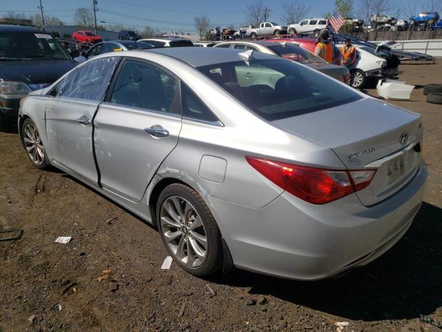 5NPEC4AB2CH479758 - 2012 HYUNDAI SONATA SE SILVER photo 2