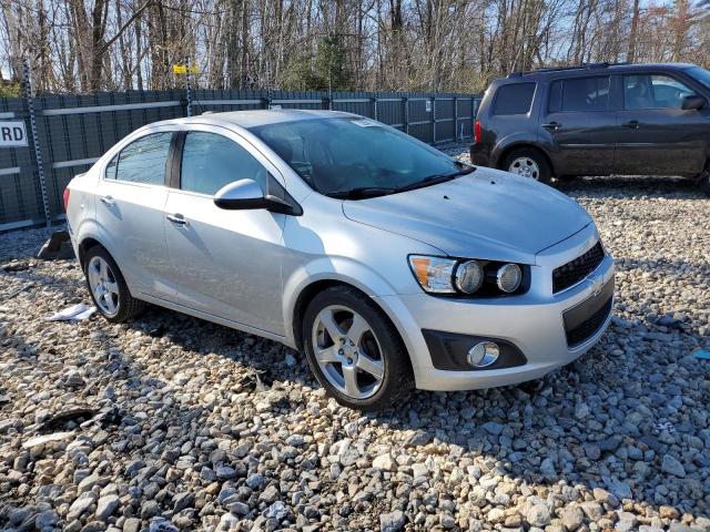 1G1JE5SBXG4134009 - 2016 CHEVROLET SONIC LTZ SILVER photo 4