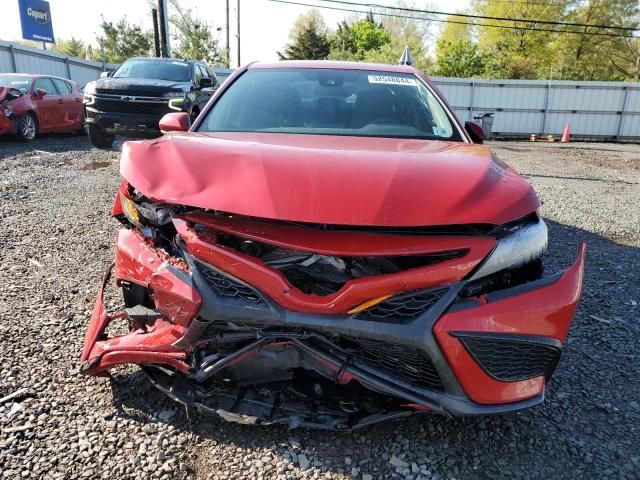 4T1G11BK2RU118309 - 2024 TOYOTA CAMRY SE NIGHT SHADE BURGUNDY photo 5