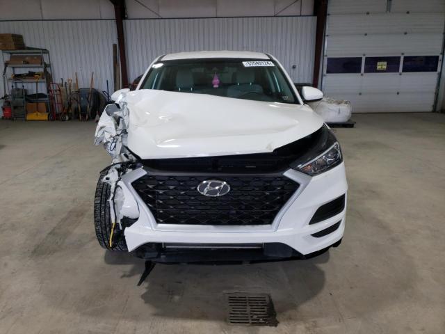 KM8J2CA4XKU073109 - 2019 HYUNDAI TUCSON SE WHITE photo 5