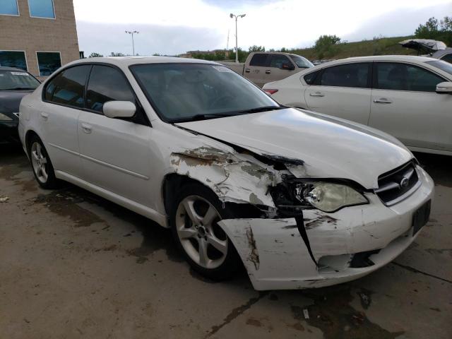 4S3BL616277208226 - 2007 SUBARU LEGACY 2.5I WHITE photo 4