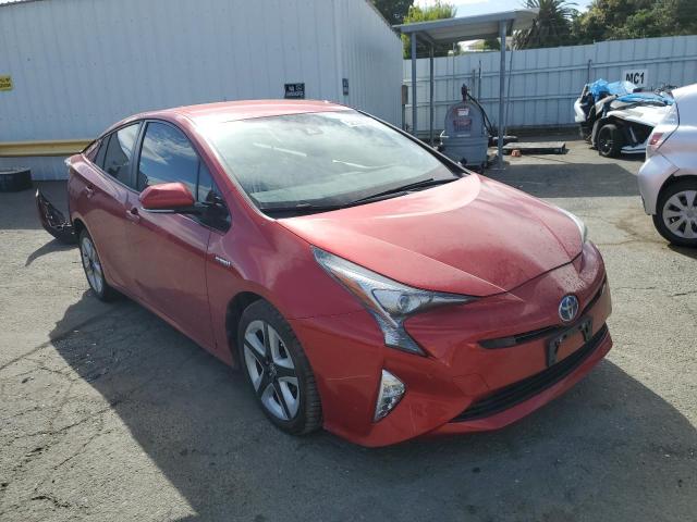 JTDKARFU5J3065124 - 2018 TOYOTA PRIUS RED photo 4