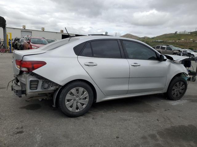 3KPA24AB8KE160658 - 2019 KIA RIO S SILVER photo 3