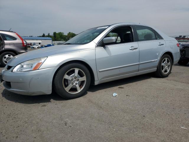 JHMCN36495C006345 - 2005 HONDA ACCORD HYBRID SILVER photo 1