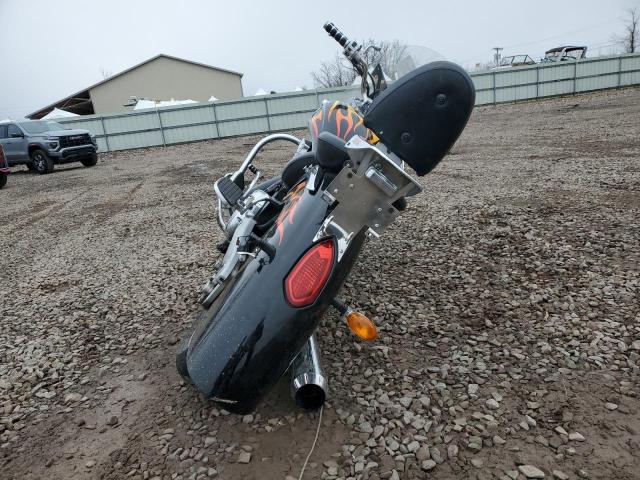 5VPCB16D653006075 - 2005 VICTORY MOTORCYCLES KINGPIN შავი ფოტო 4