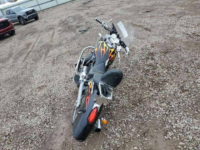 5VPCB16D653006075 - 2005 VICTORY MOTORCYCLES KINGPIN შავი ფოტო 6