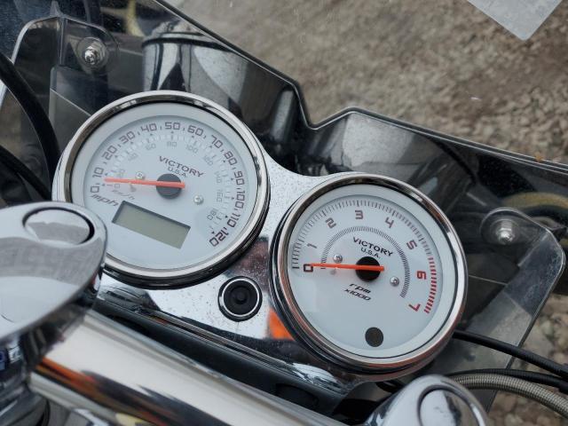 5VPCB16D653006075 - 2005 VICTORY MOTORCYCLES KINGPIN შავი ფოტო 7