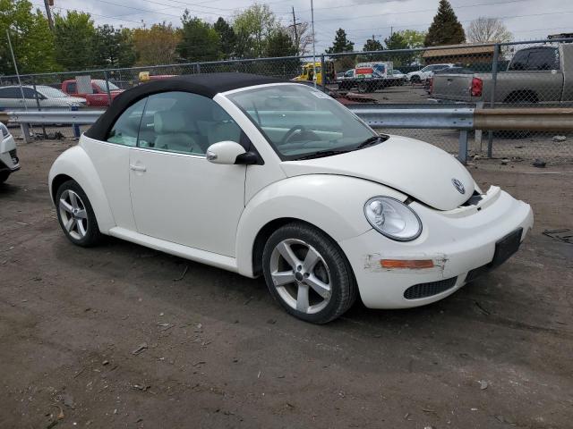 3VWFF31YX7M422392 - 2007 VOLKSWAGEN NEW BEETLE TRIPLE WHITE WHITE photo 4