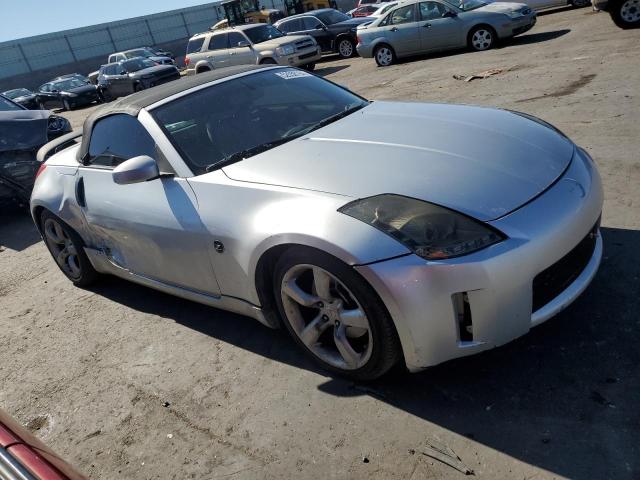 JN1AZ36A26M450068 - 2006 NISSAN 350Z ROADSTER SILVER photo 4