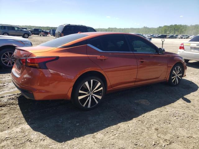 1N4BL4CV8MN383649 - 2021 NISSAN ALTIMA SR ORANGE photo 3